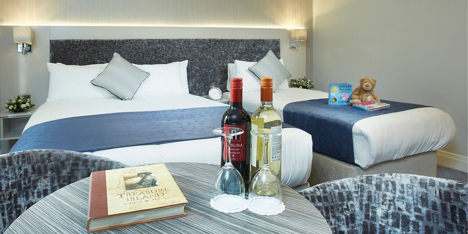 Easter landing page  x px   family room www.towerhotelwaterford.com_v4