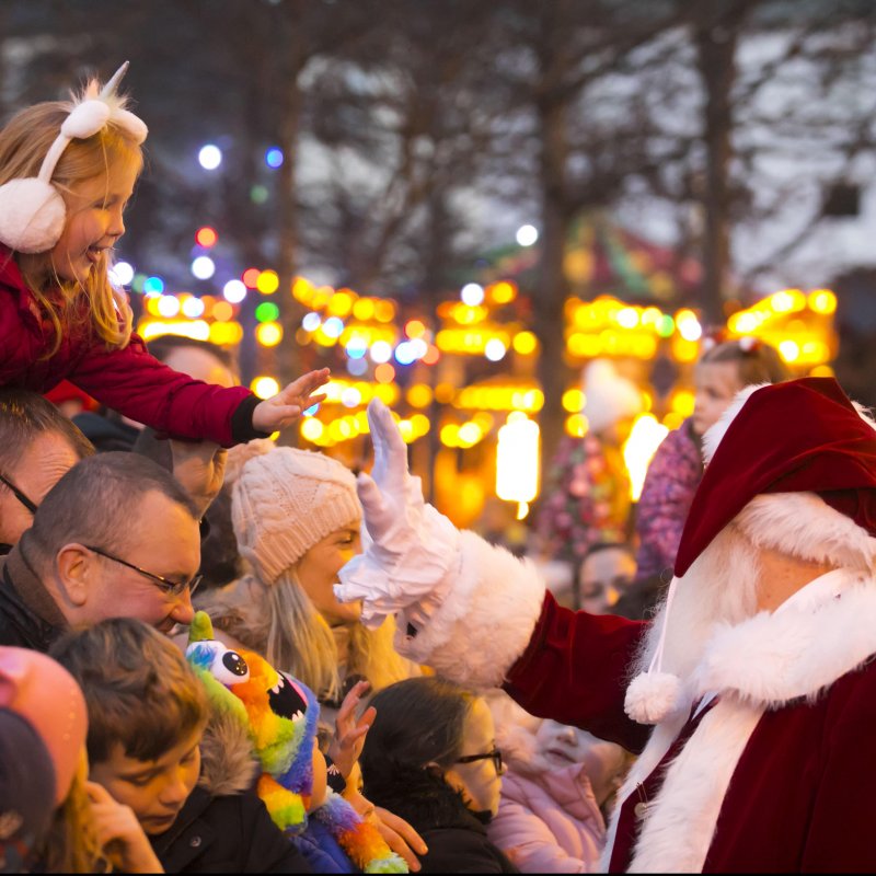 Santa meets his fans